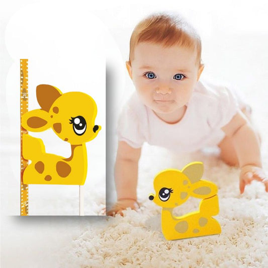 Toise-cerf-jaune-bebe-souriant