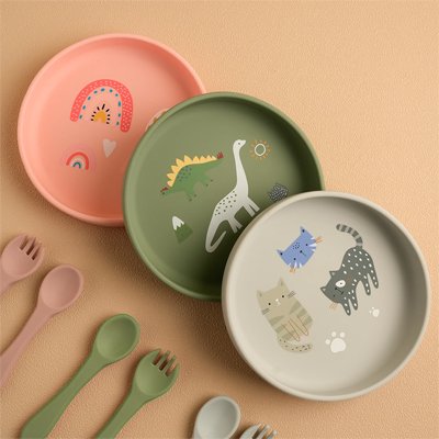 Assiette bebe avec les trois coueurs
