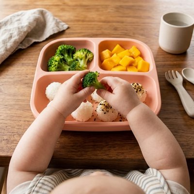 Assiette bébé ventouse avec brocolis